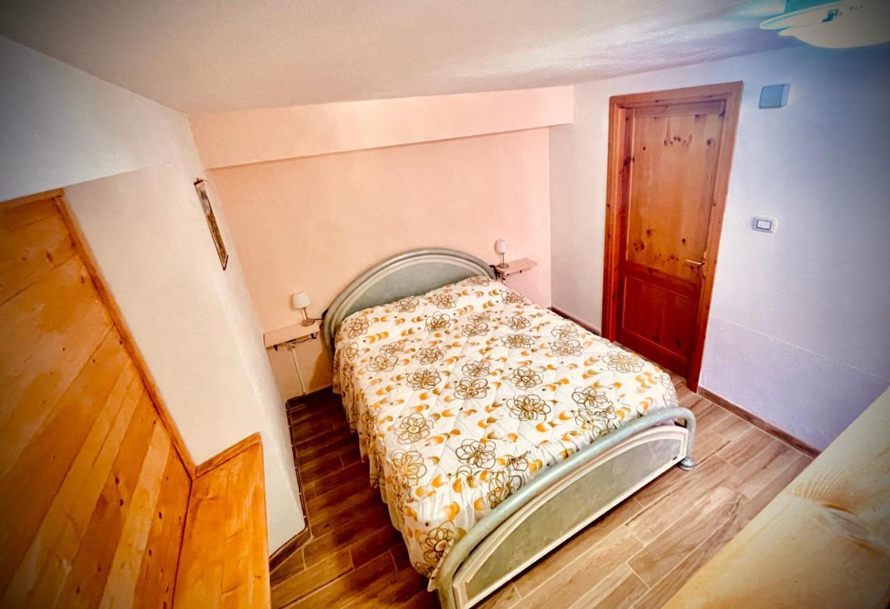 Casa Vacanza Gelsomino Кала-Гононе Экстерьер фото